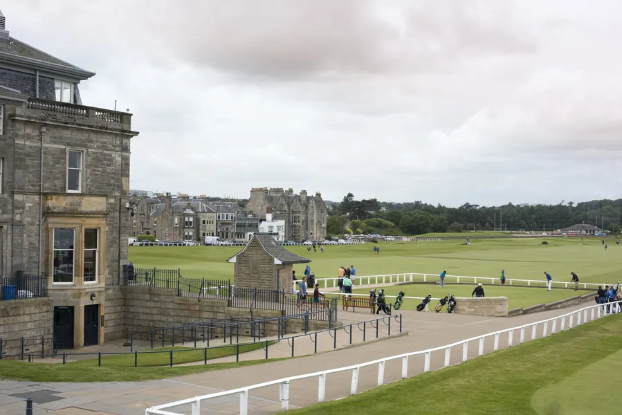 Shield Crest Golf Course