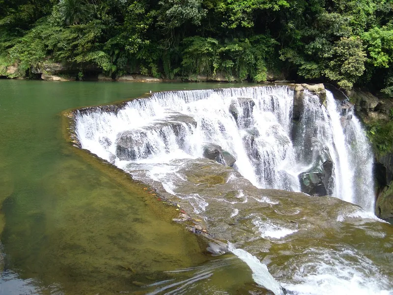 Shifen Waterfall