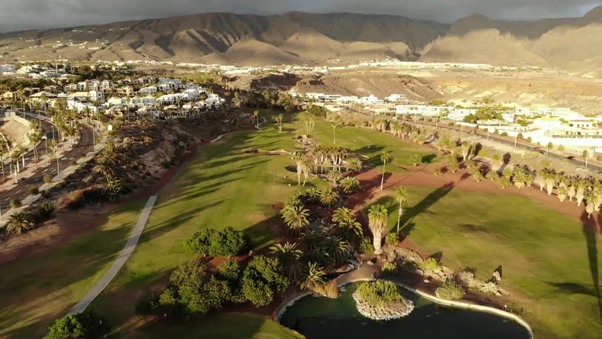 Shining Mountain Golf Course