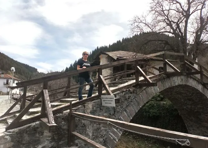 Shiroka Laka Bridge
