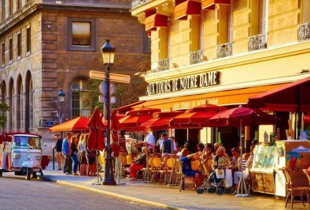 Shopping in Le Marais
