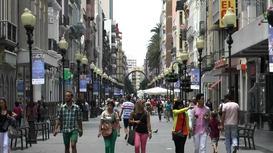 Shopping in Triana