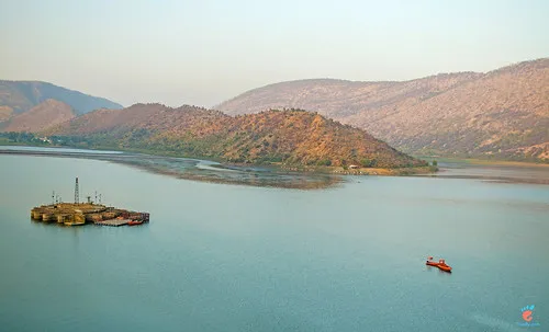 Siliserh Lake