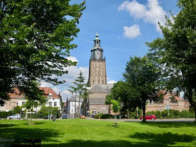 Sint Walburgiskerk
