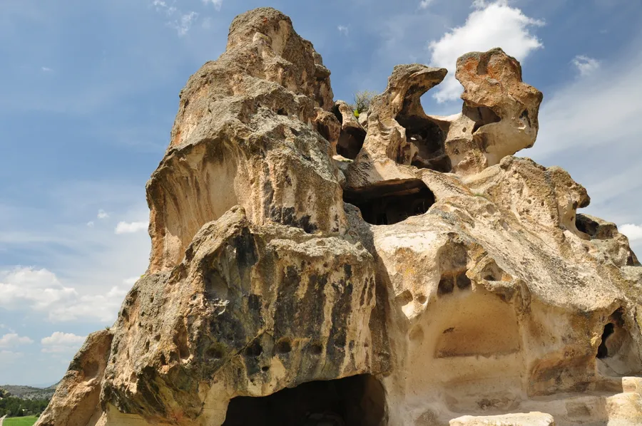 Sirens' Rocks (Siren Kayalıkları)