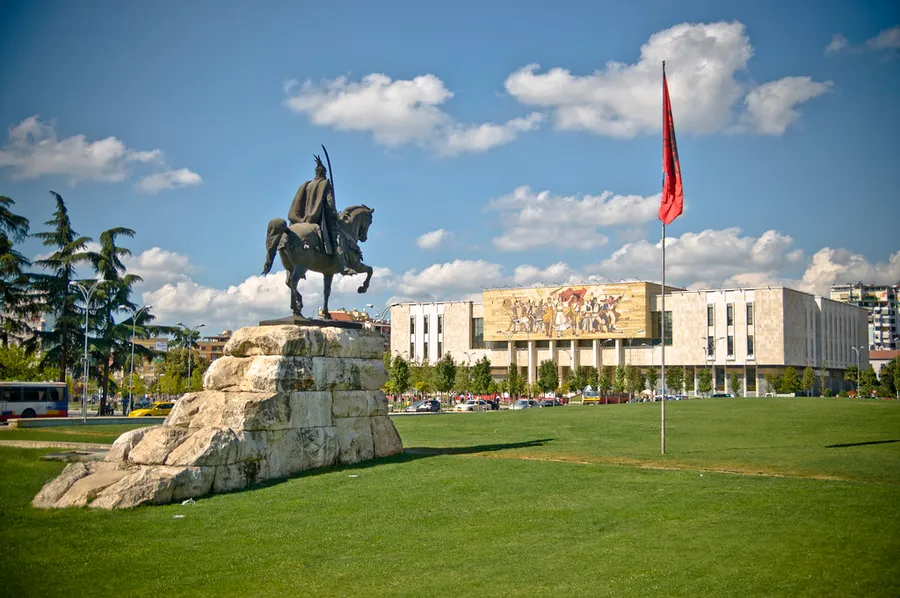 Skanderbeg Square