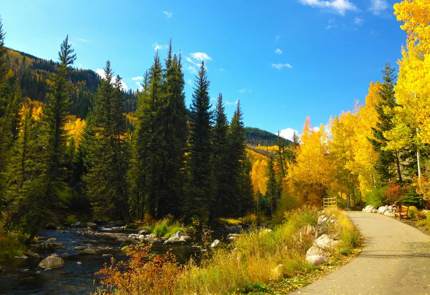 Smuggler Mountain Trail