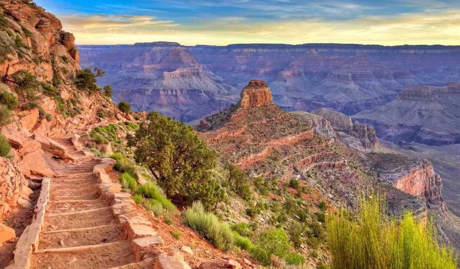 South Rim Trail