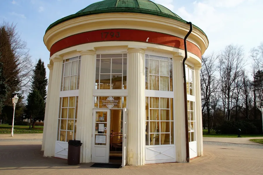 Spa Colonnade