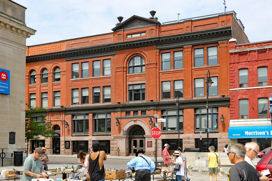 Springer Market Square