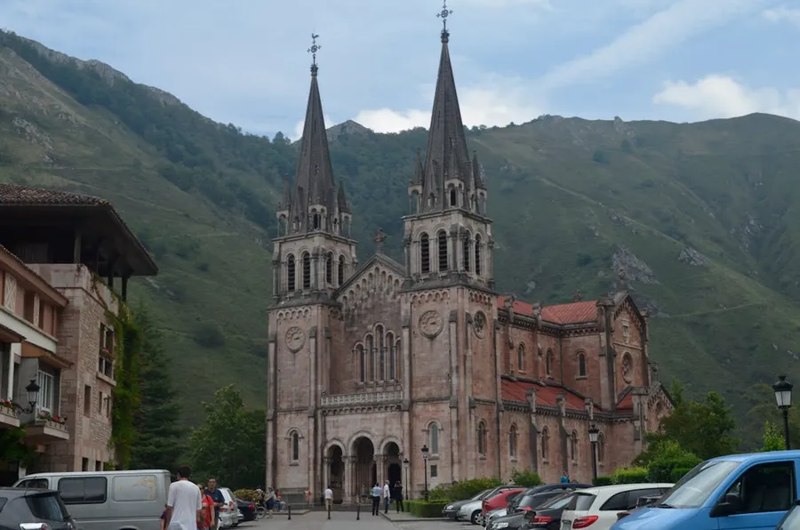 St. Godehard Basilica