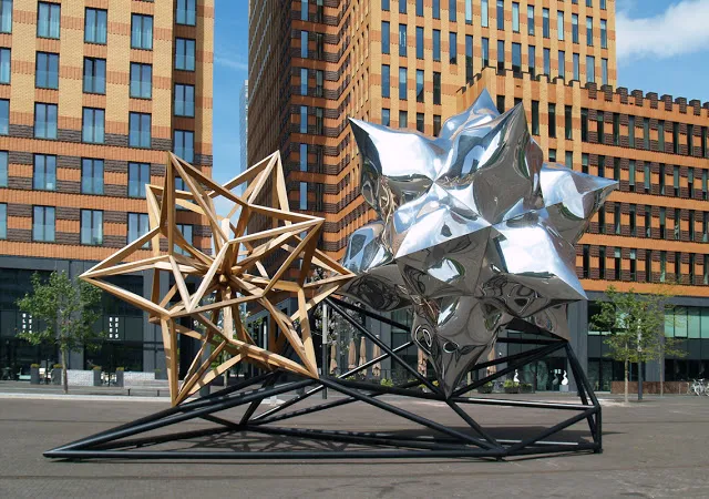 Stella Sculpture