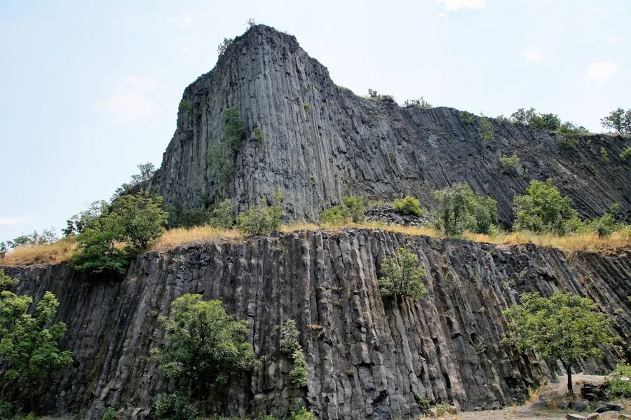 Stone Sea (Basalt Organs)
