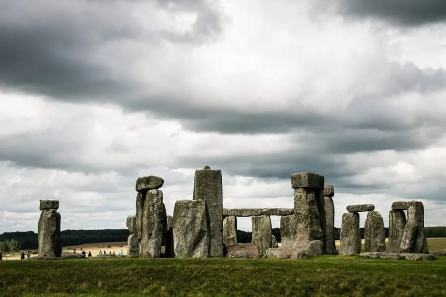 Stonehenge on Hill Road