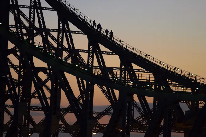 Story Bridge Adventure Climb