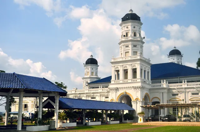 Sultan Abu Bakar State Mosque