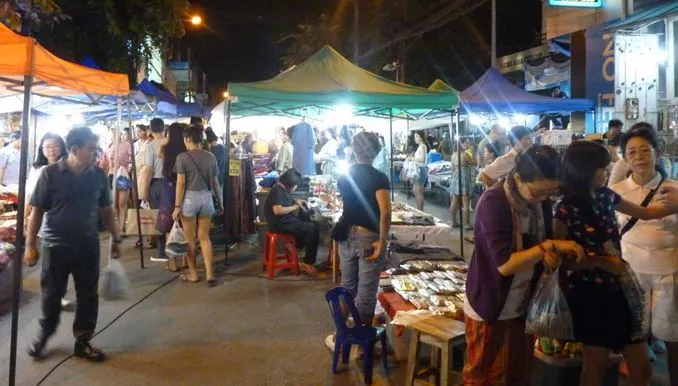 Sunday Walking Street Market