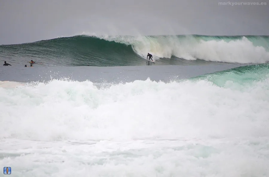 Surfing in Olon