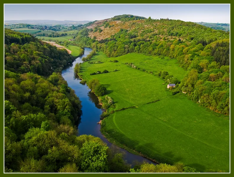 Symonds Yat Rock