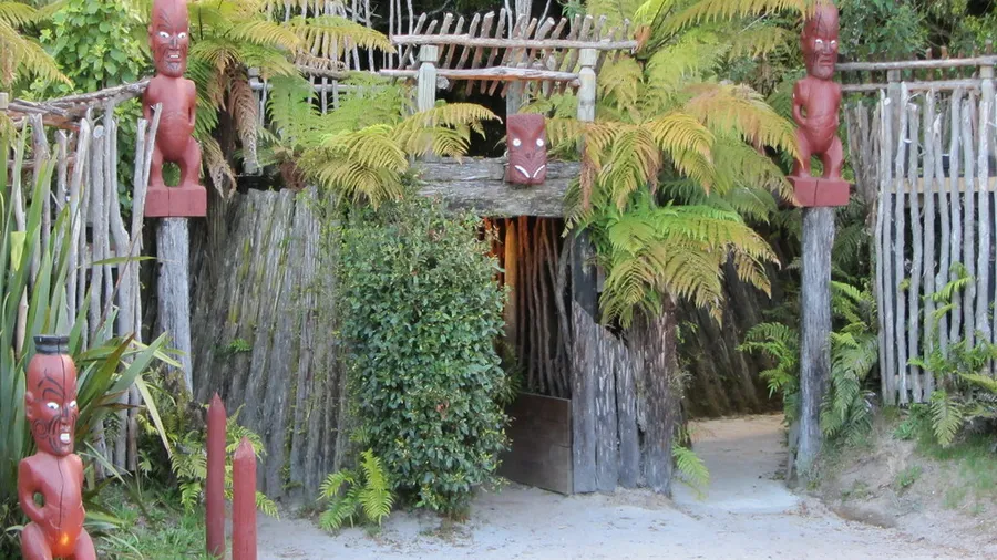 Tamaki Maori Village
