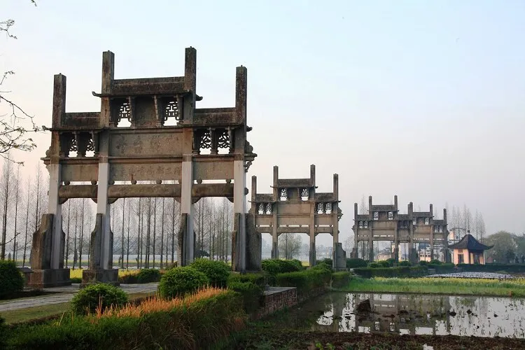 Tangyue Memorial Archway