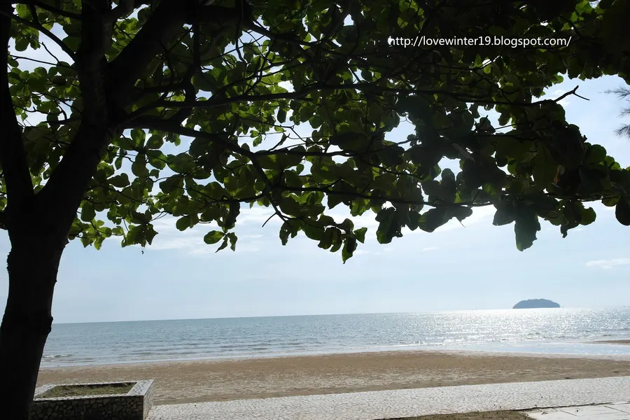 Tanjung Aru Beach