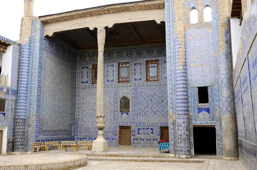 Tash Hauli Palace