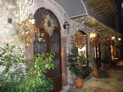 Tavernas and Restaurants