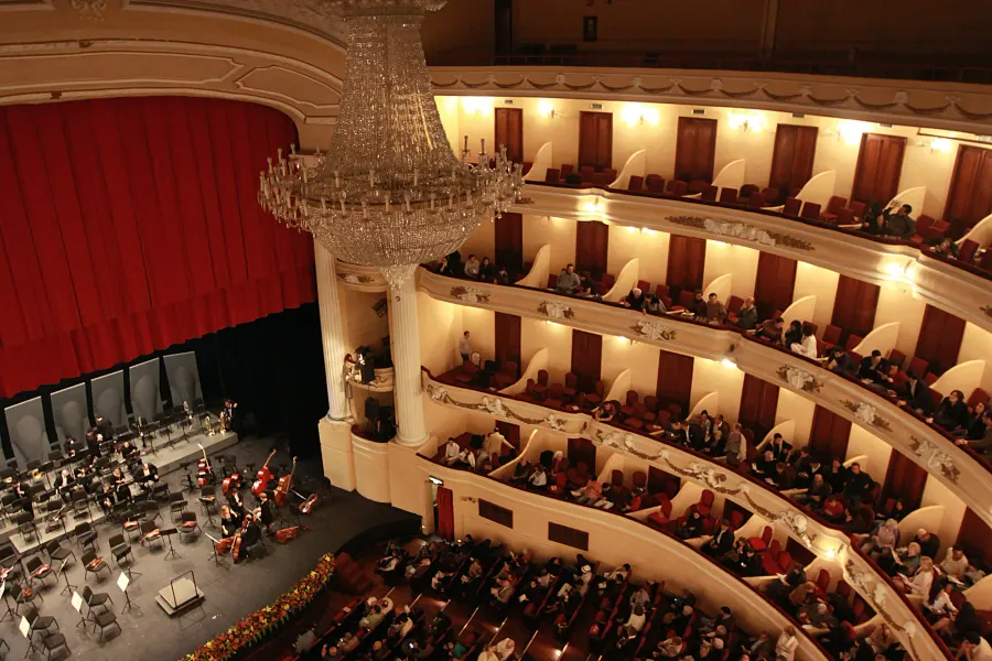 Teatro José Peón Contreras