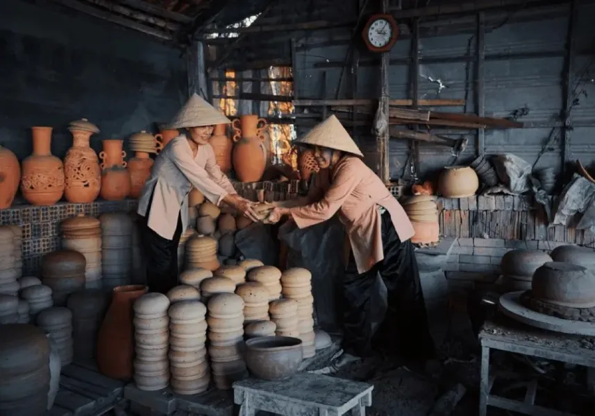 Thanh Ha Pottery Village