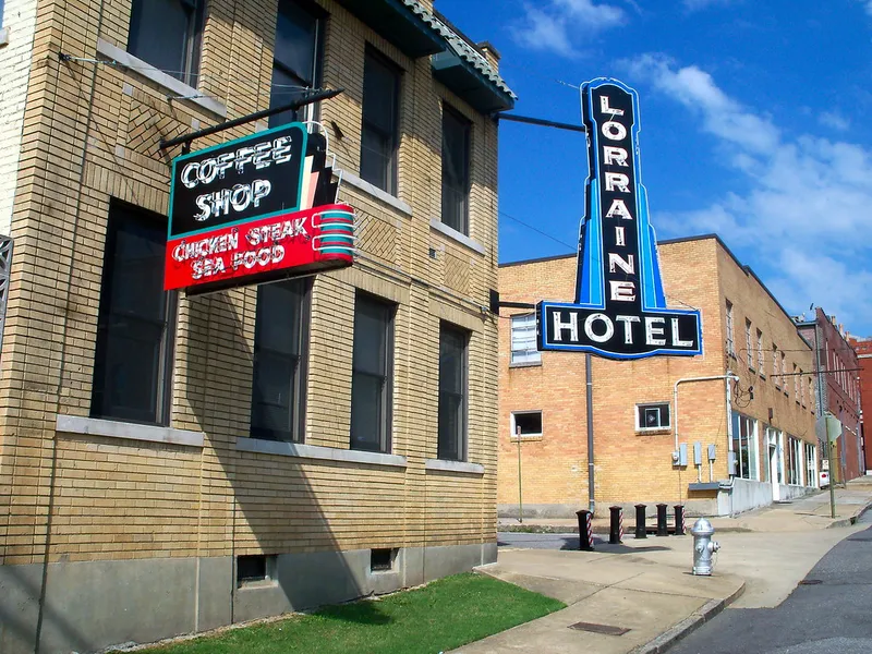 The Ariel Broadway Hotel