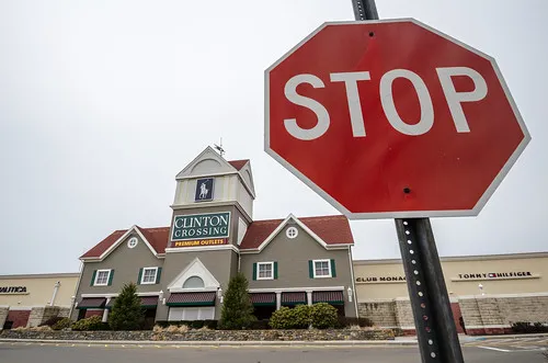 The Crossings Premium Outlets