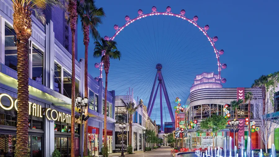 The LINQ Promenade