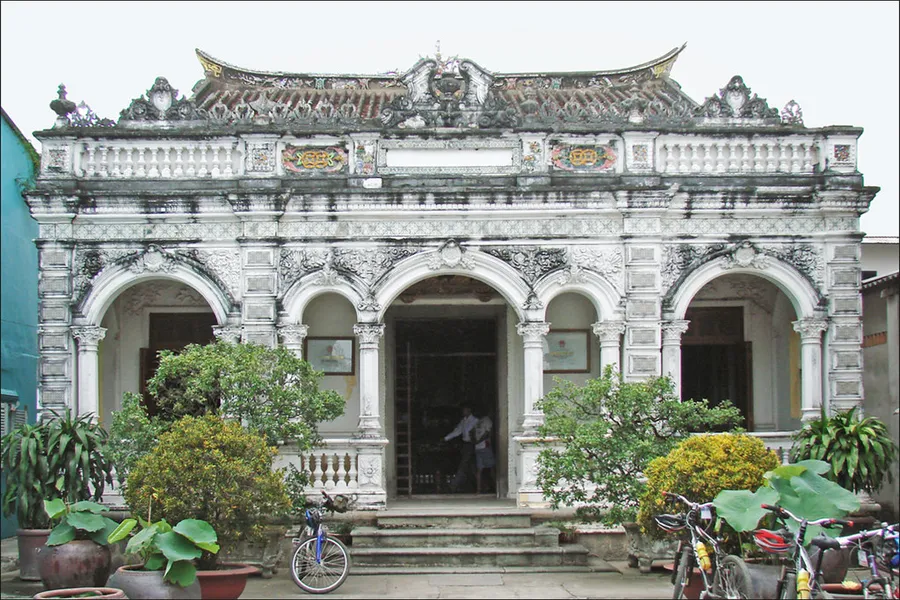 The Lover's House (Huynh Thuy Le's Lover's House)