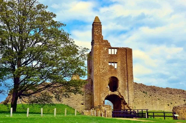 The Old Castle (Sherborne Old Castle)