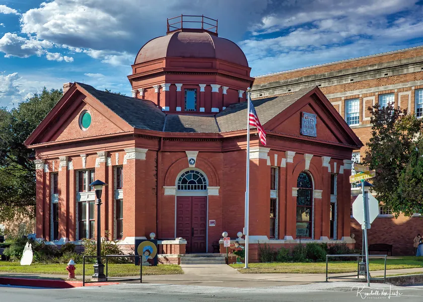 The Old School House District Library