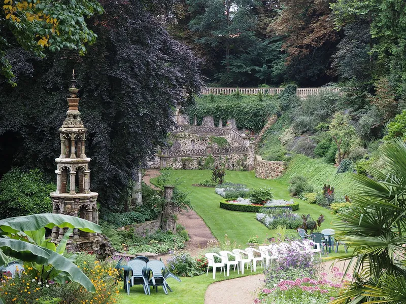 The Plantation Garden