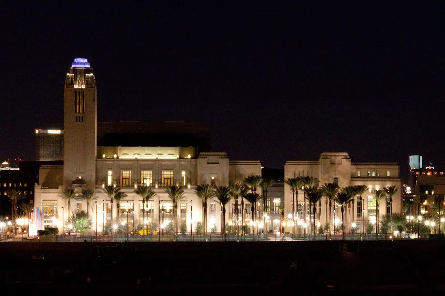 The R.R. Smith Center for History & Art