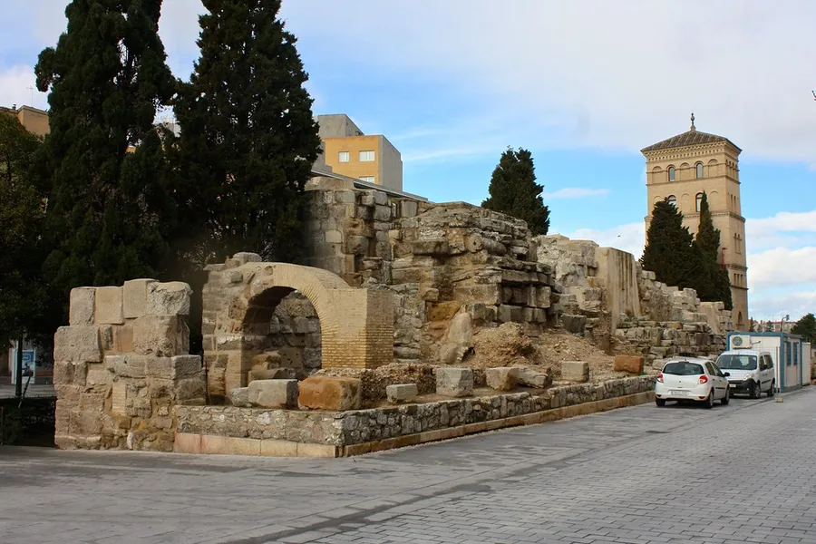 The Walls of Zaragoza
