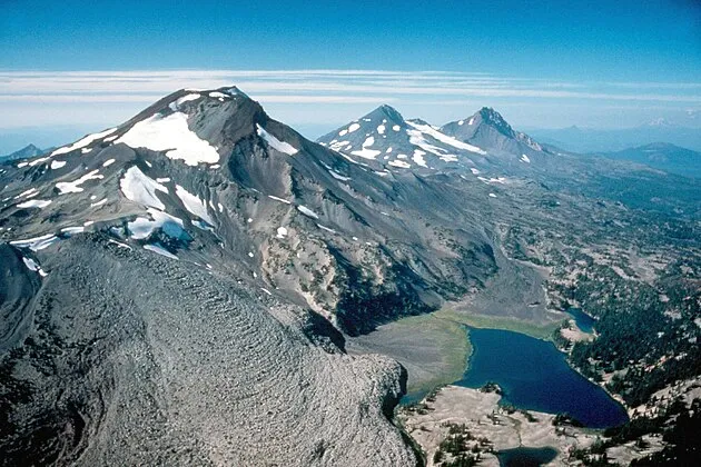 Three Creeks Lake