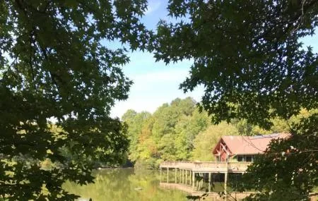 Three Lakes Park & Nature Center