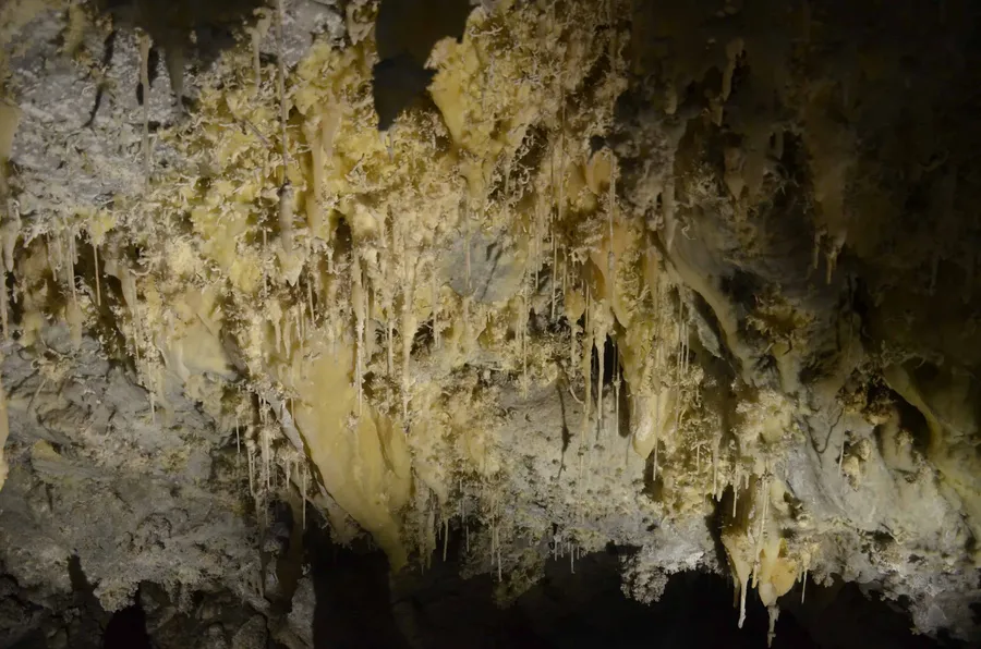 Timpanogos National Cave