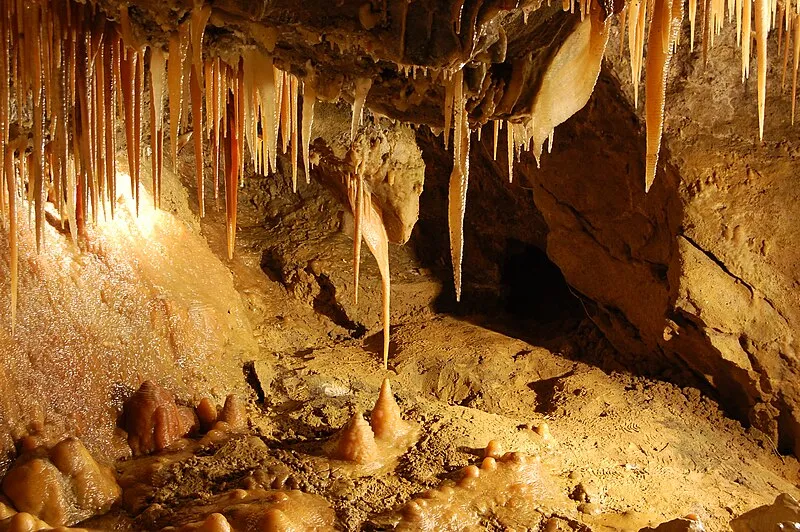 Treak Cliff Cavern