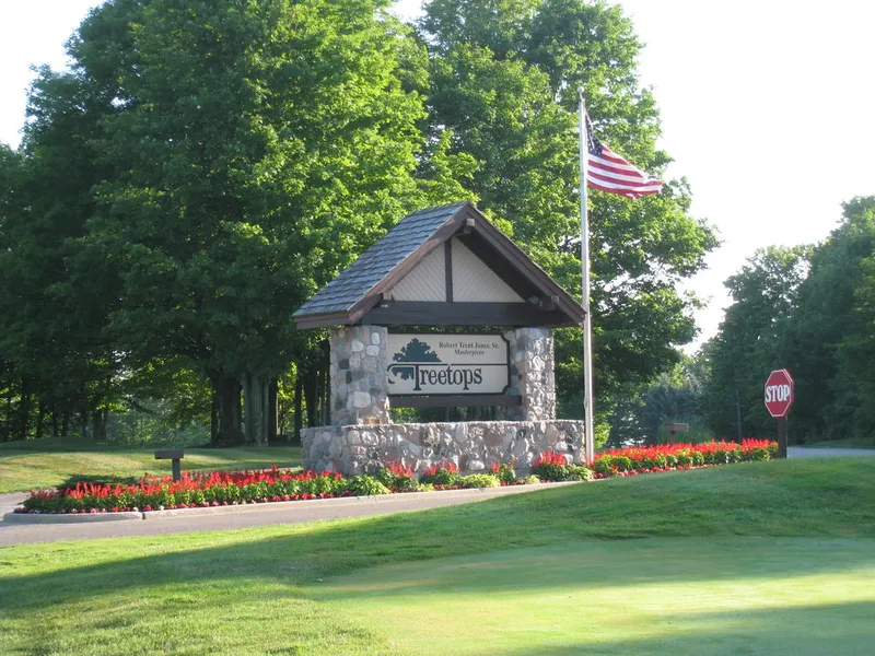 Treetops Resort
