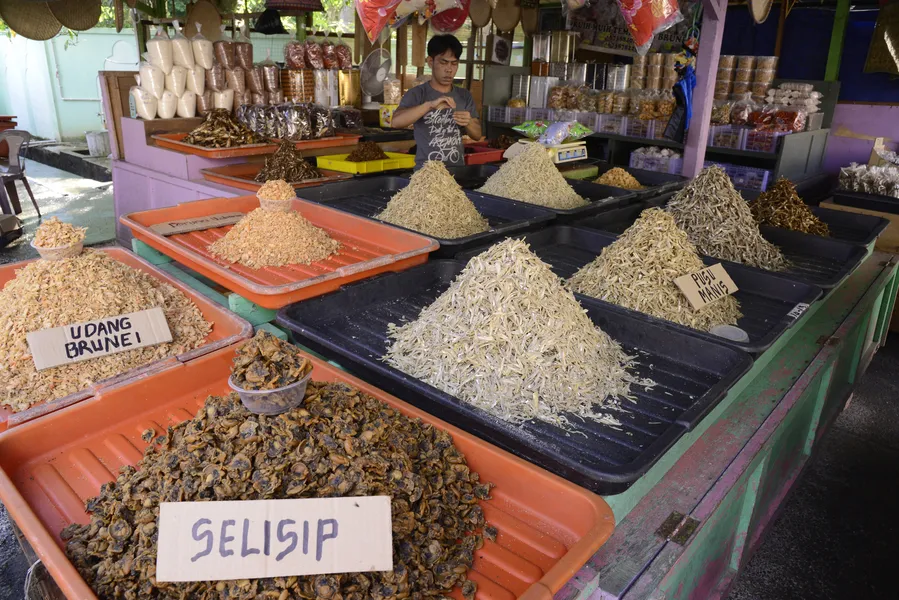 Tutong Market