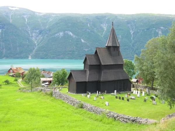 Utne Church