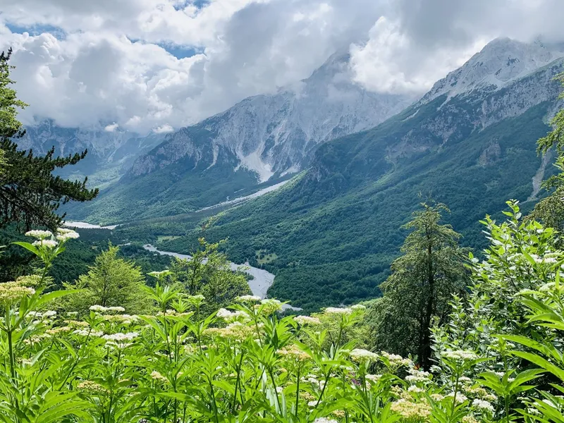 Valbona Pass