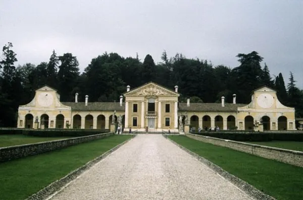 Villa Barbaro
