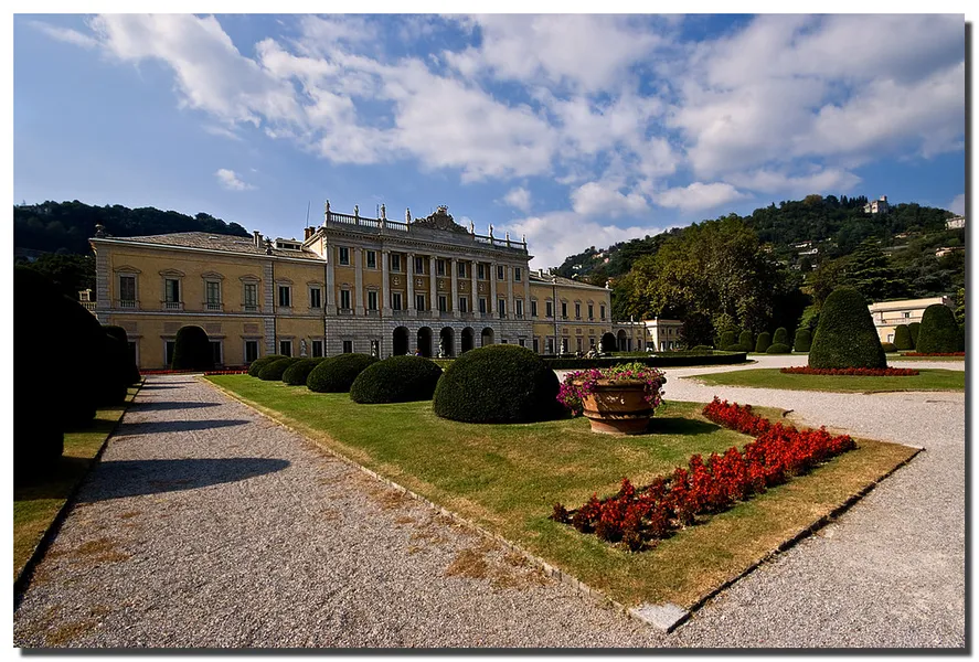 Villa Olmo