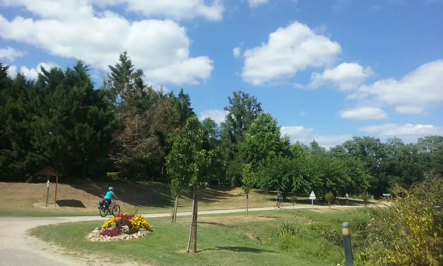 Voie Verte Canal des Deux Mers à Vélo